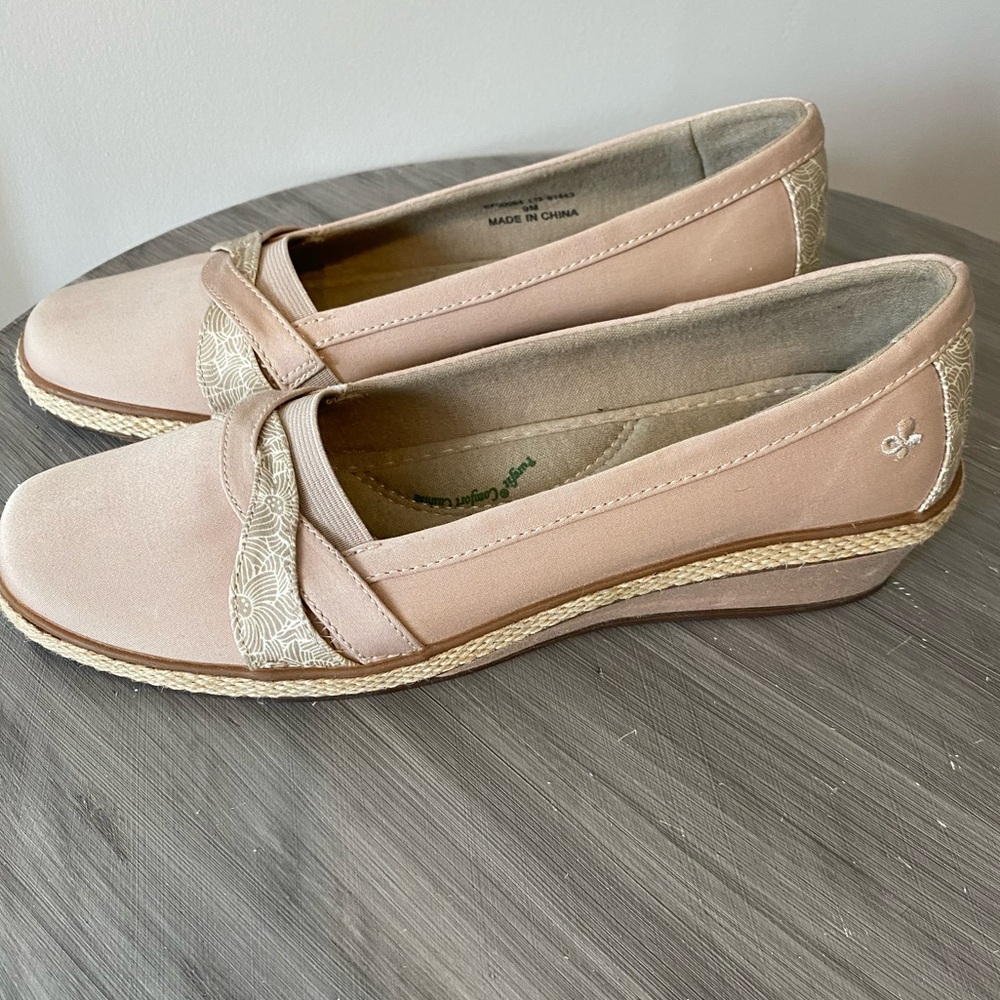 GRASSHOPPERS SLIP ON LOAFER